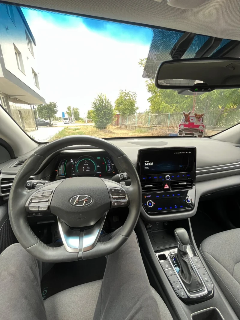 Hyundai Ioniq Plug-in Hybrid, снимка 9 - Автомобили и джипове - 47985259