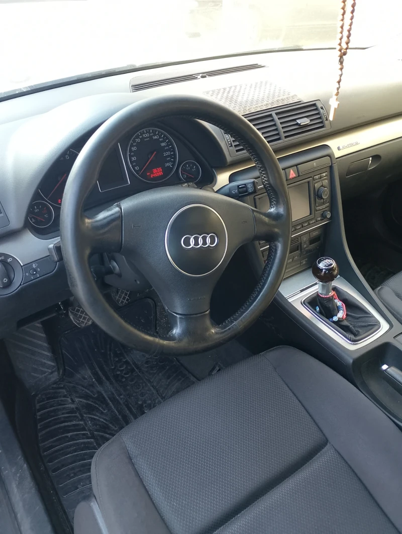 Audi A4 1.8.T, снимка 6 - Автомобили и джипове - 49581882