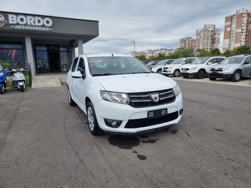 Dacia Sandero 1.5DCI, снимка 9 - Автомобили и джипове - 50345579