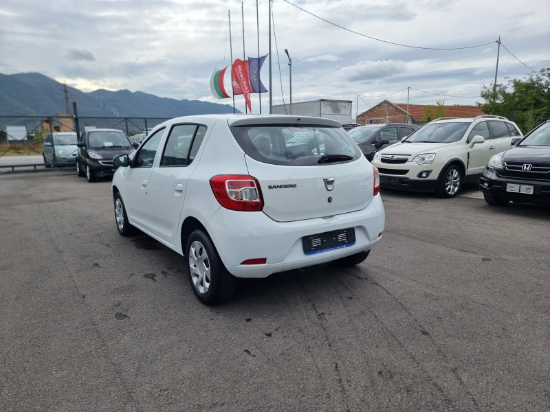 Dacia Sandero 1.5DCI, снимка 5 - Автомобили и джипове - 50345579