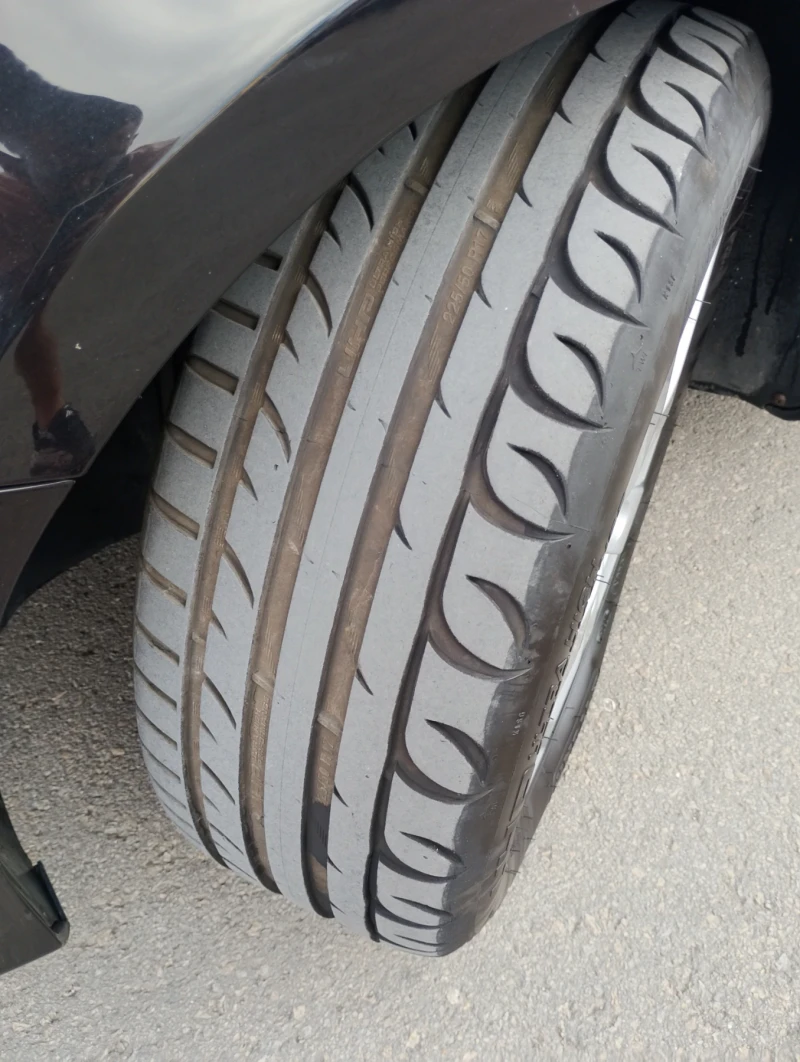 VW Passat, снимка 13 - Автомобили и джипове - 51567637