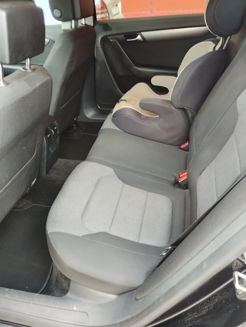 VW Passat, снимка 12 - Автомобили и джипове - 51567637