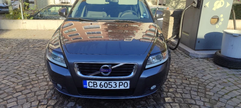Volvo V50