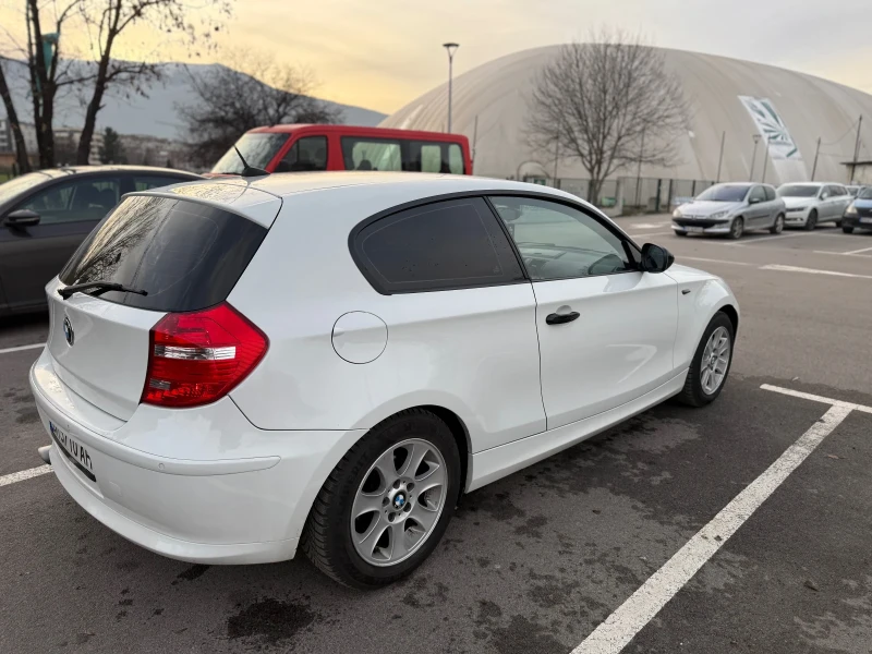 BMW 116 D Facelift, снимка 3 - Автомобили и джипове - 52641868