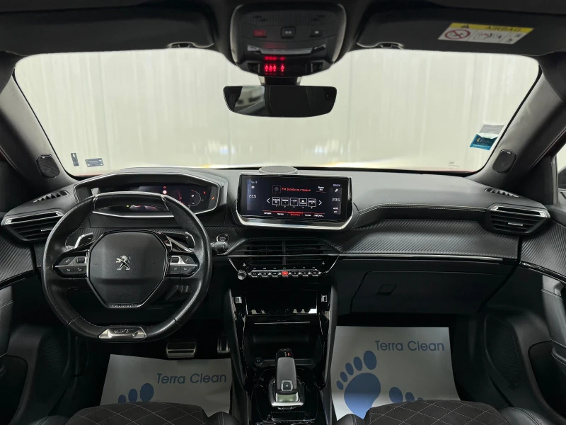 Peugeot 2008 1.2 GT Line/155к.с/ОБСЛУЖЕН/PANORAMA/360/ЛИЗИНГ/, снимка 8 - Автомобили и джипове - 52697775