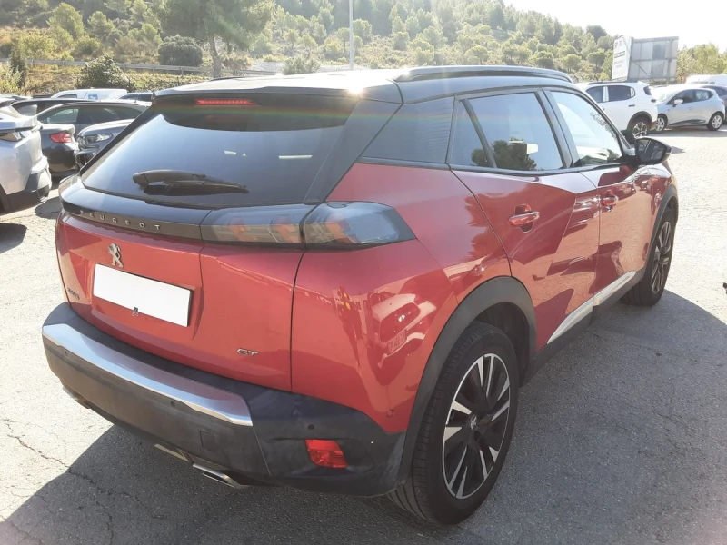 Peugeot 2008 1.2 GT Line/155к.с/ОБСЛУЖЕН/PANORAMA/360/ЛИЗИНГ/, снимка 6 - Автомобили и джипове - 52697775