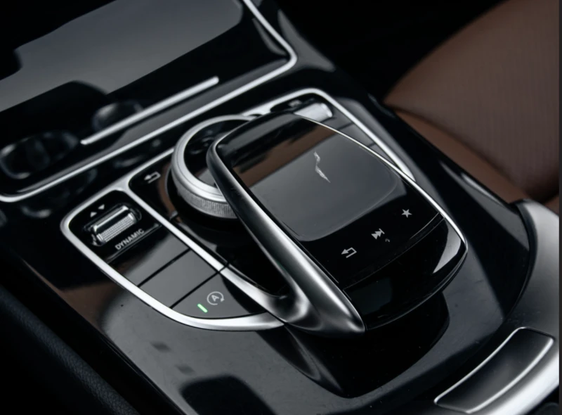 Mercedes-Benz C 300 AMG* PACK* 4MATIC* МЪРТВА* ТОЧКА* КАМЕРА* КЕЙЛЕС* , снимка 14 - Автомобили и джипове - 53342800