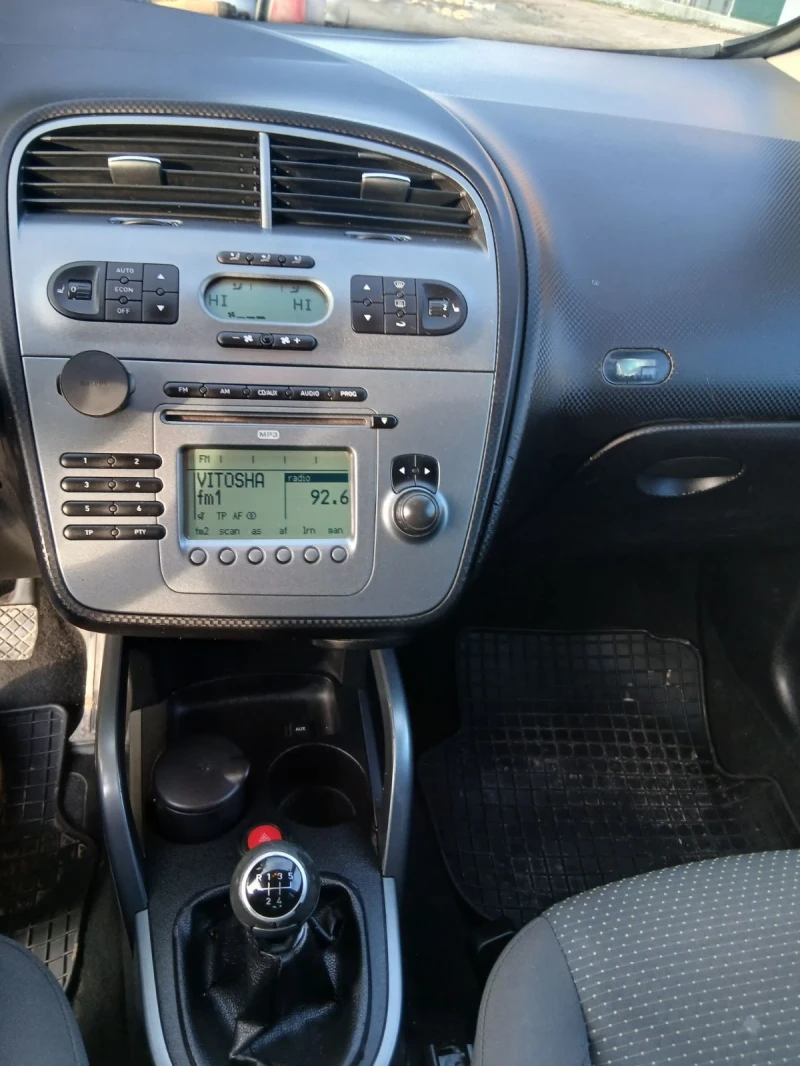 Seat Altea XL, снимка 2 - Автомобили и джипове - 53564006