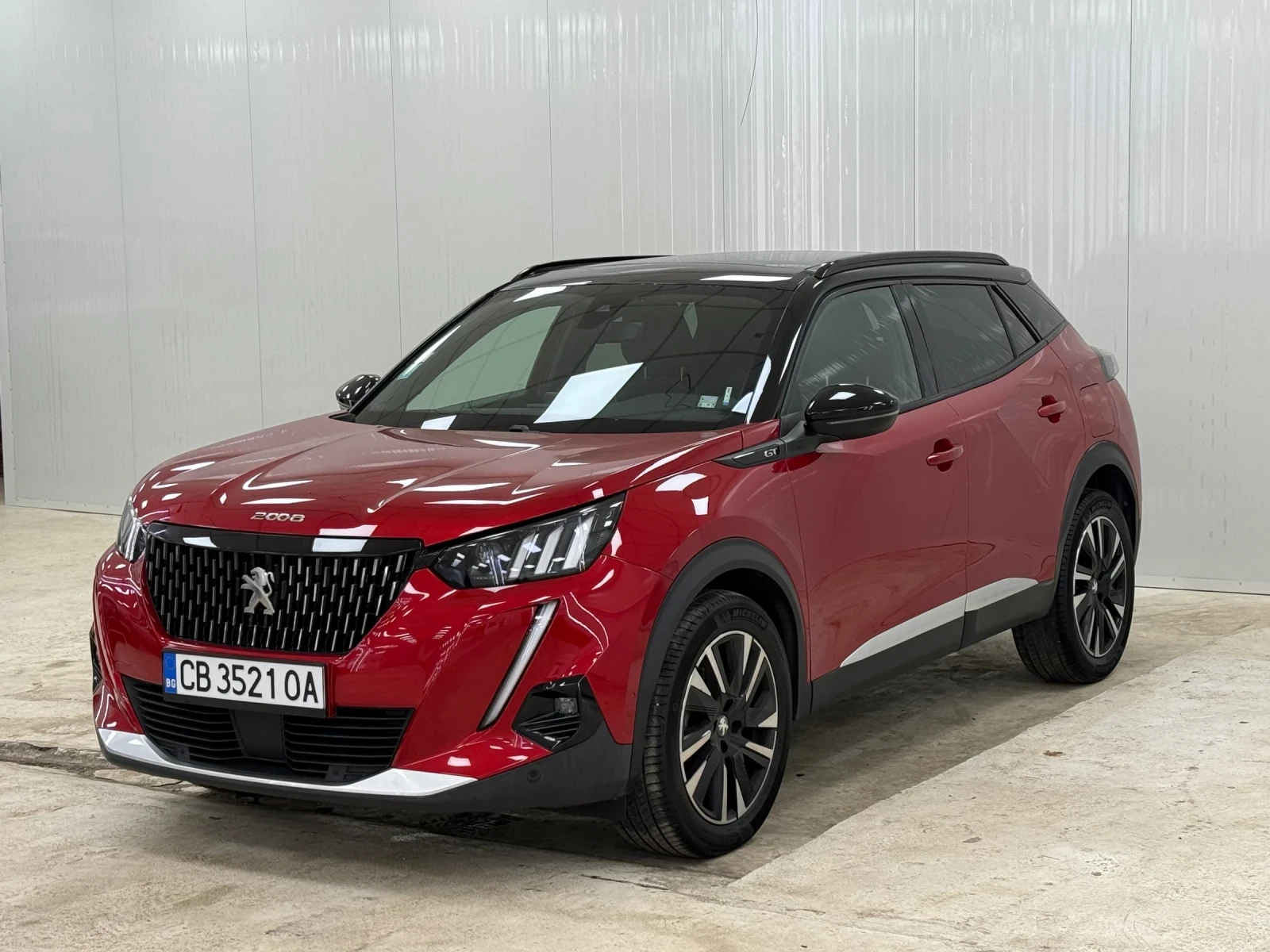 Peugeot 2008 1.2 GT Line/155к.с/ОБСЛУЖЕН/PANORAMA/360/ЛИЗИНГ/, снимка 1