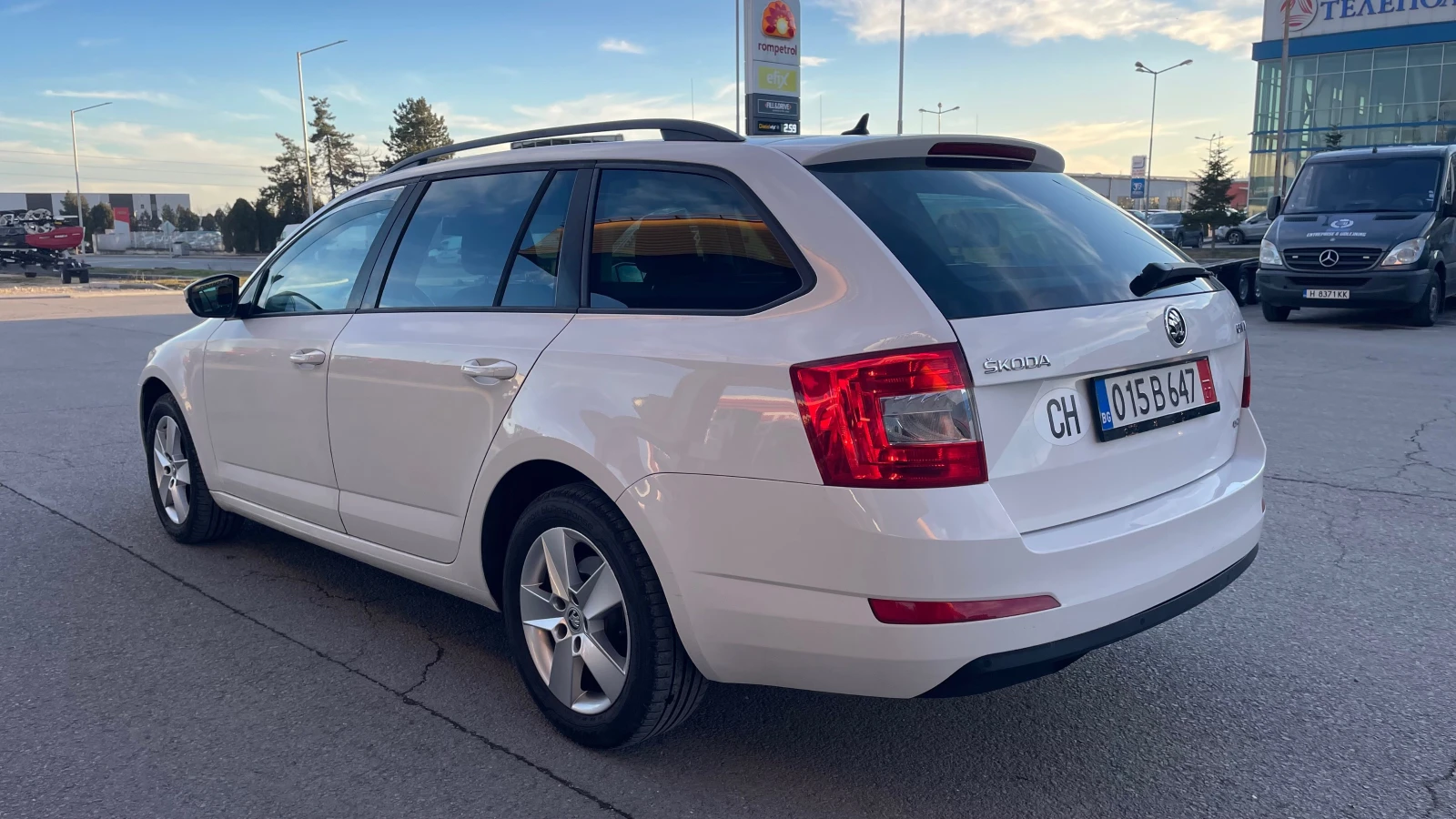 Skoda Octavia 2.0tdi- 4x4- 184kc. Швейцария - изображение 7