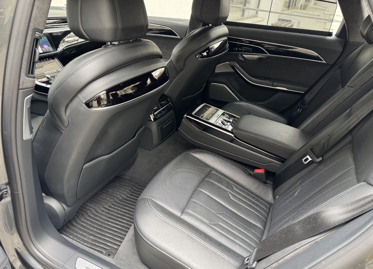 Audi S8 4.0 TFSI quattro 3D B&O/Laser/Head-up - изображение 9