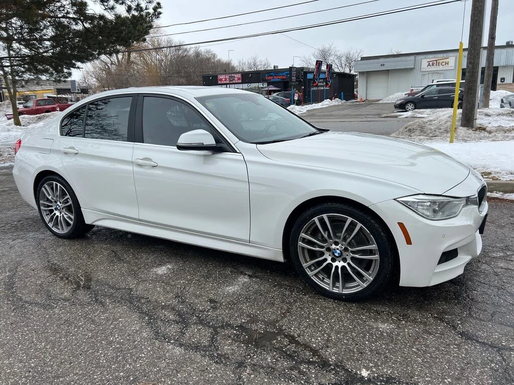 BMW 335 I * M-Package* * HeadUp * AвтоКредит* (ЦЕНА ДО БГ) - изображение 3