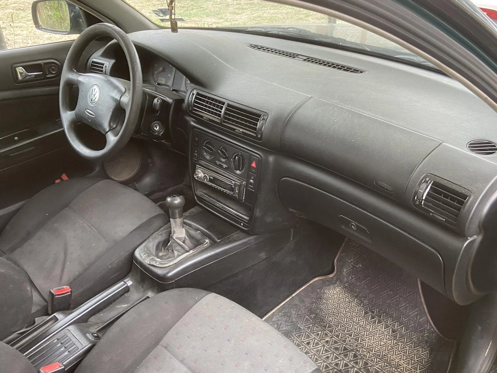 VW Passat  - изображение 7