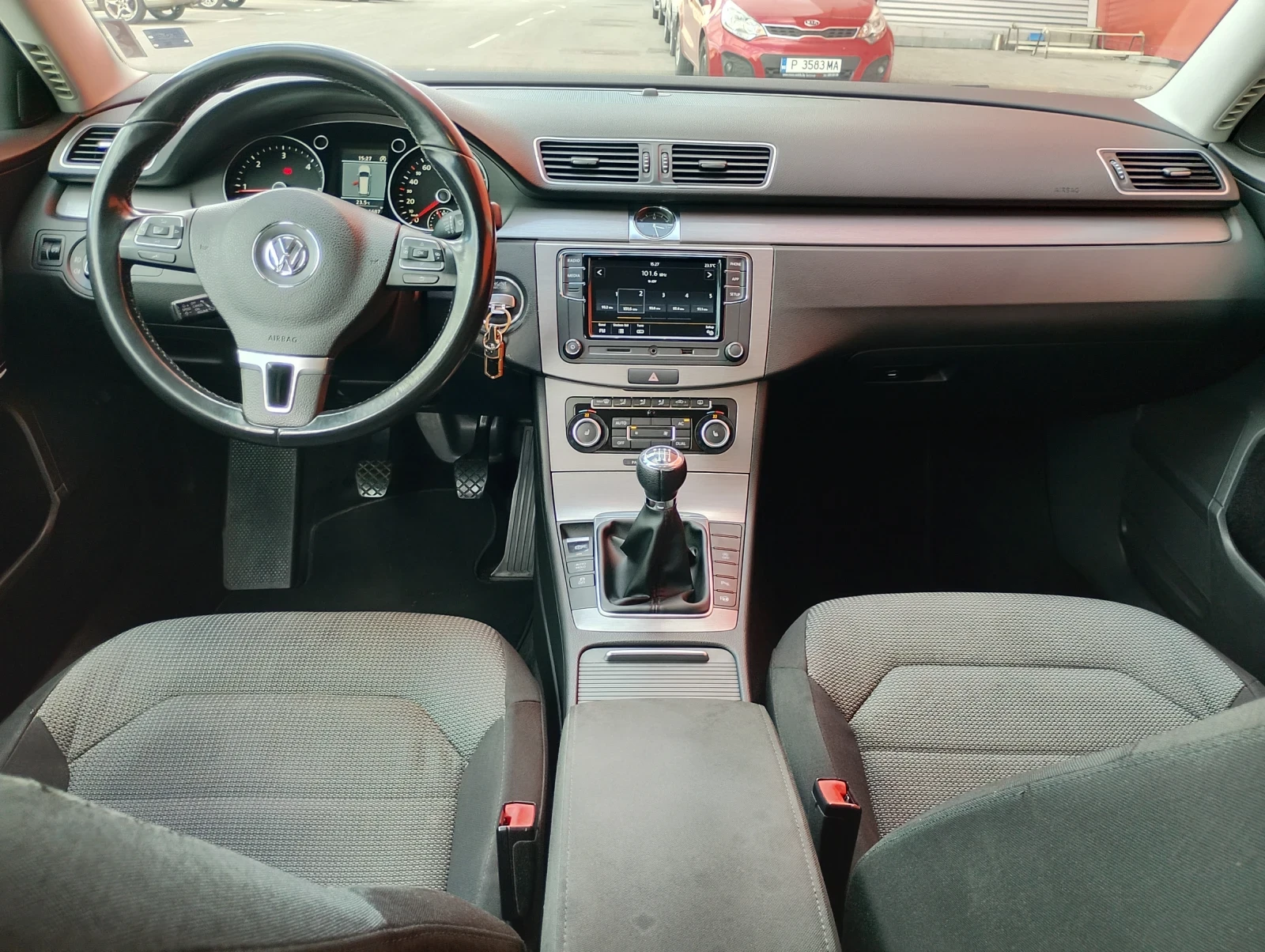 VW Passat  - изображение 10
