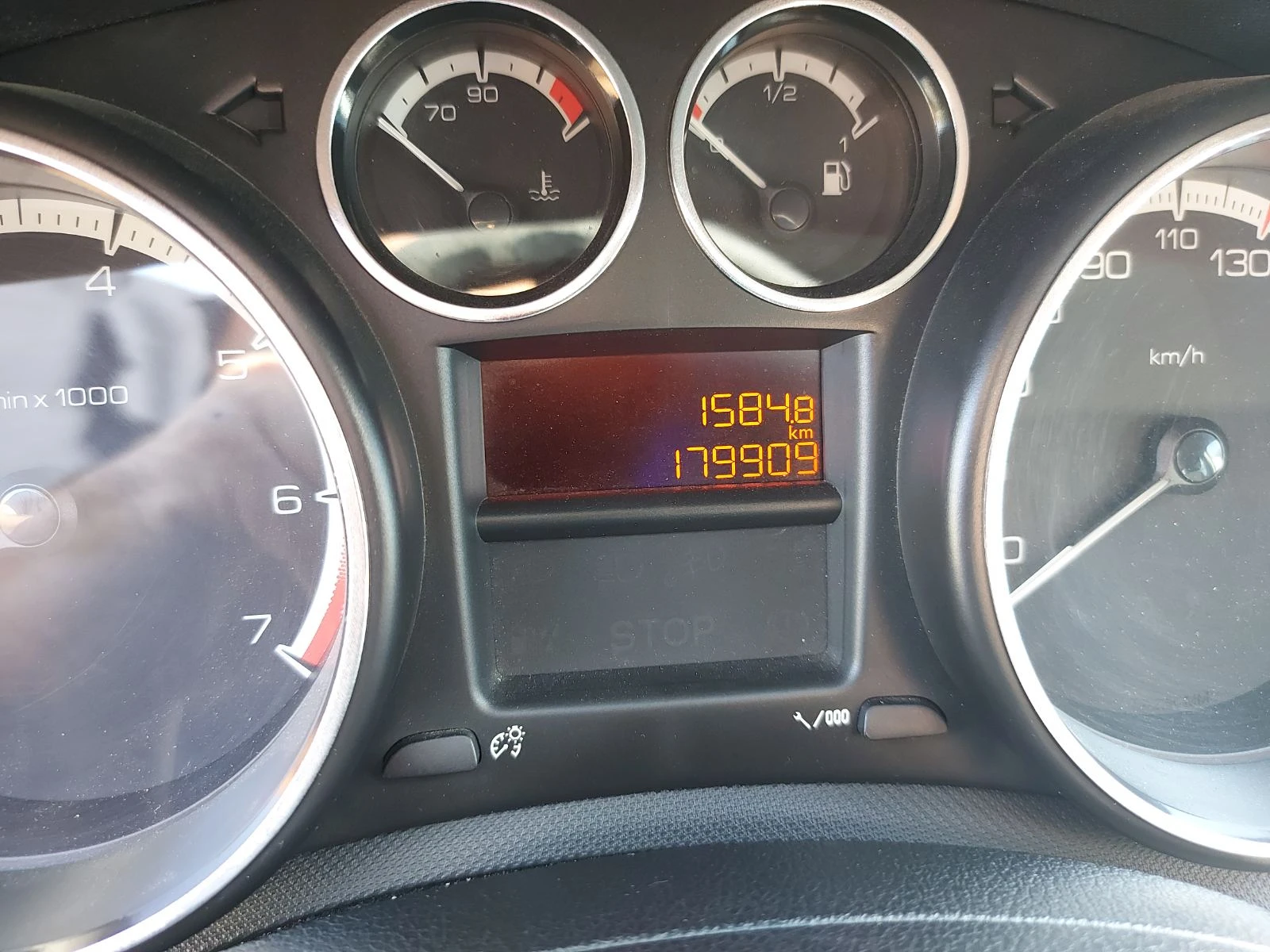 Peugeot 308  - изображение 8