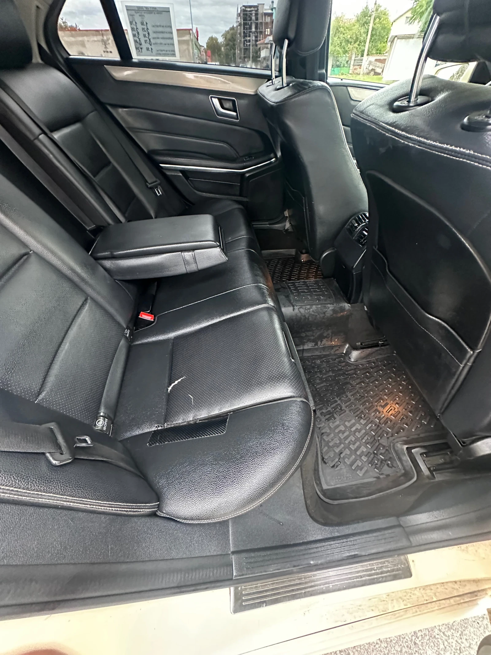 Mercedes-Benz E 200 | Mobile.bg — изображение 12