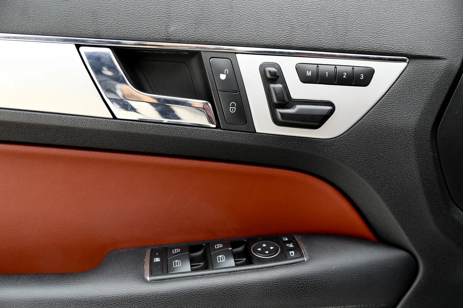 Mercedes-Benz E 250 E250 coupe  | Mobile.bg — изображение 9