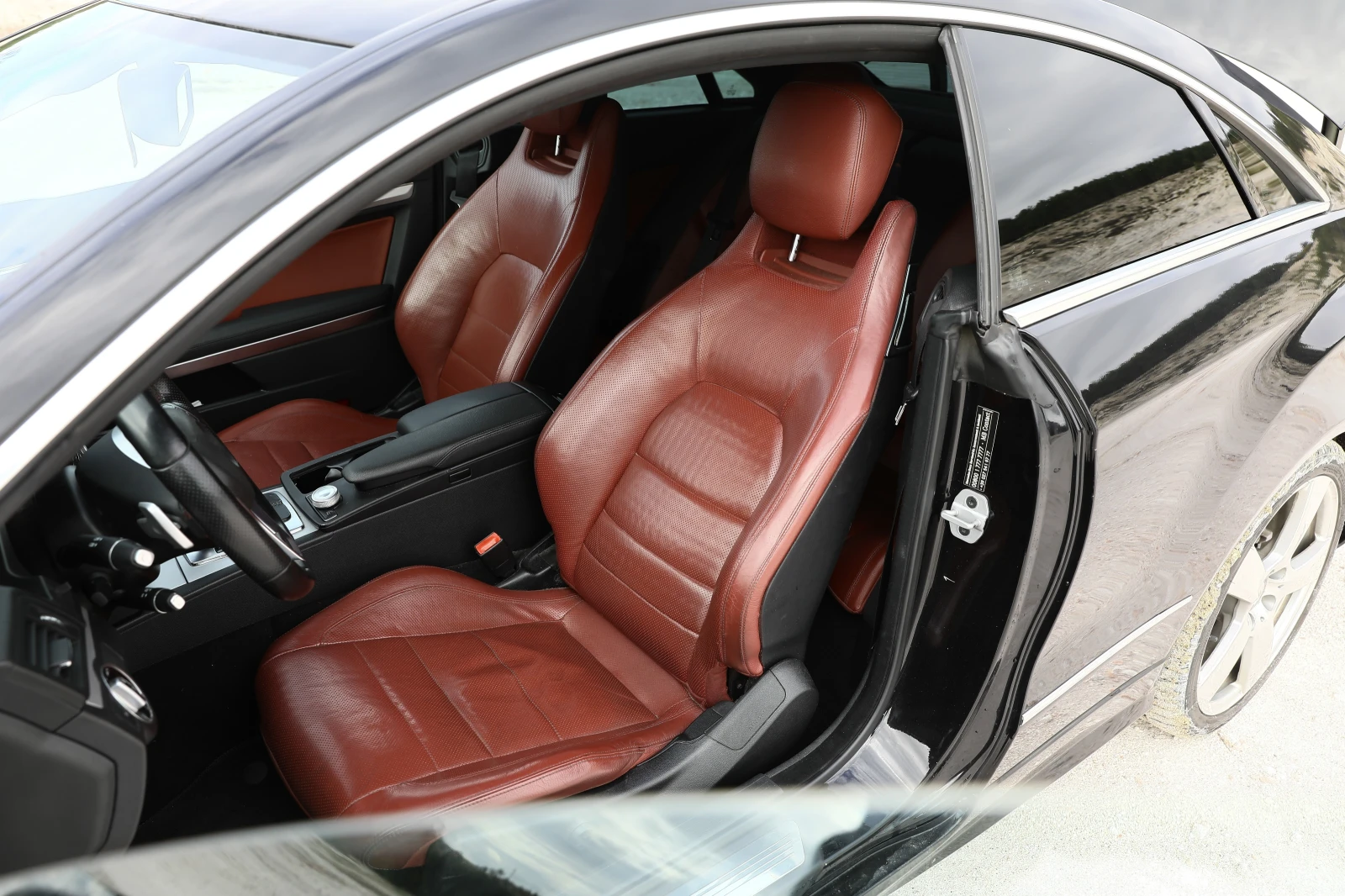 Mercedes-Benz E 250 E250 coupe  | Mobile.bg — изображение 11