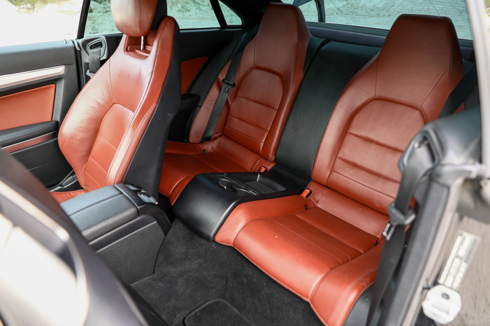 Mercedes-Benz E 250 E250 coupe  | Mobile.bg — изображение 12