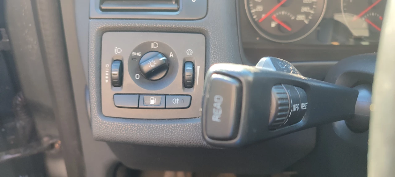 Volvo V50  - изображение 8