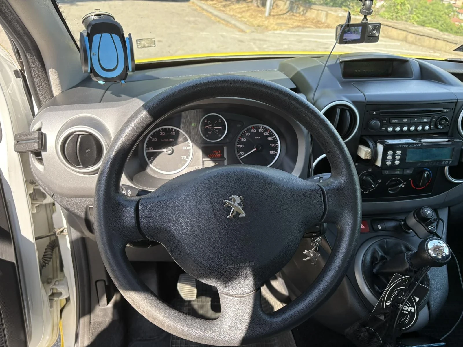 Peugeot Partner Teepee  - изображение 5