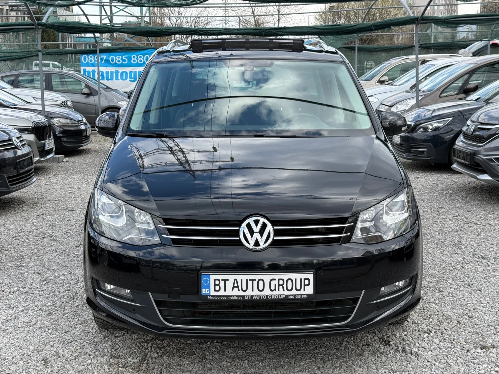 VW Sharan 2.0TDI 140HP AUTOMATIC 6+ 1 МЕСТА/ПАНОРАМА/TOP!, снимка 2 - Автомобили и джипове - 53990380