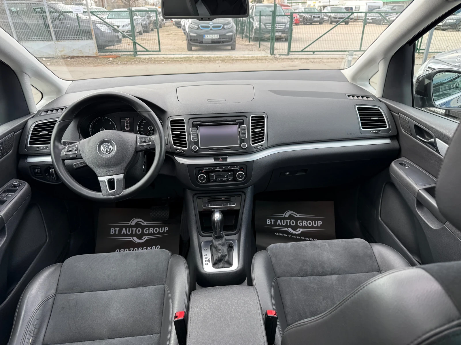 VW Sharan 2.0TDI 140HP AUTOMATIC 6+ 1 МЕСТА/ПАНОРАМА/TOP!, снимка 12 - Автомобили и джипове - 53990380