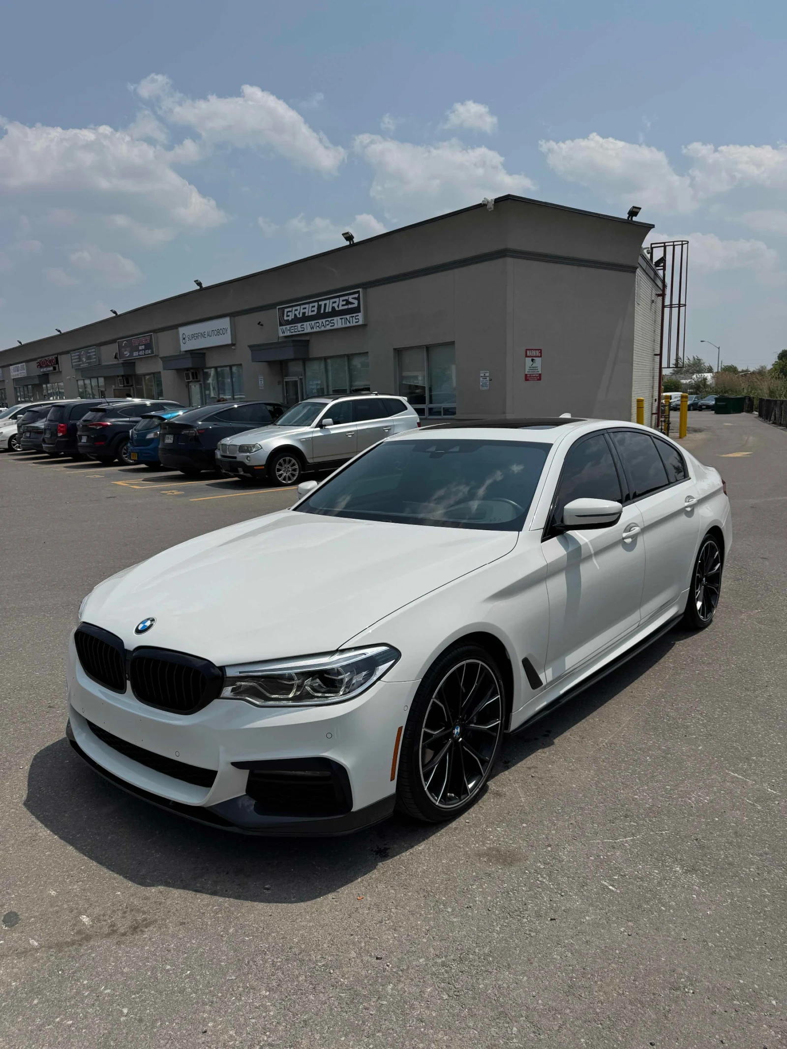 BMW 540 40i * M-PACK * CAR FAX * АВТО КРЕДИТ * ЦЕНА ДО БГ* | Auto.bg — изображение 1