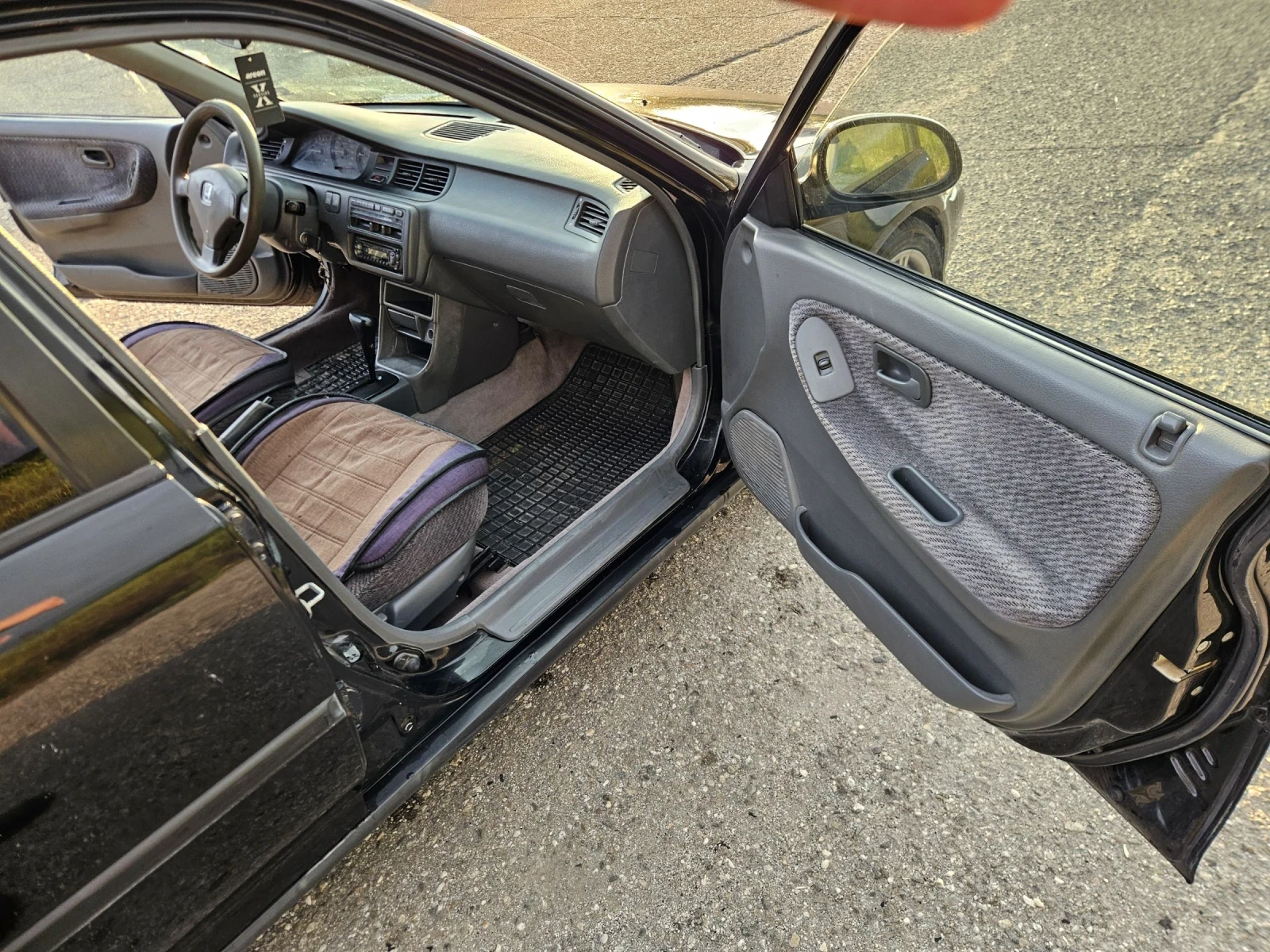 Honda Civic 1.6, снимка 9 - Автомобили и джипове - 54635344