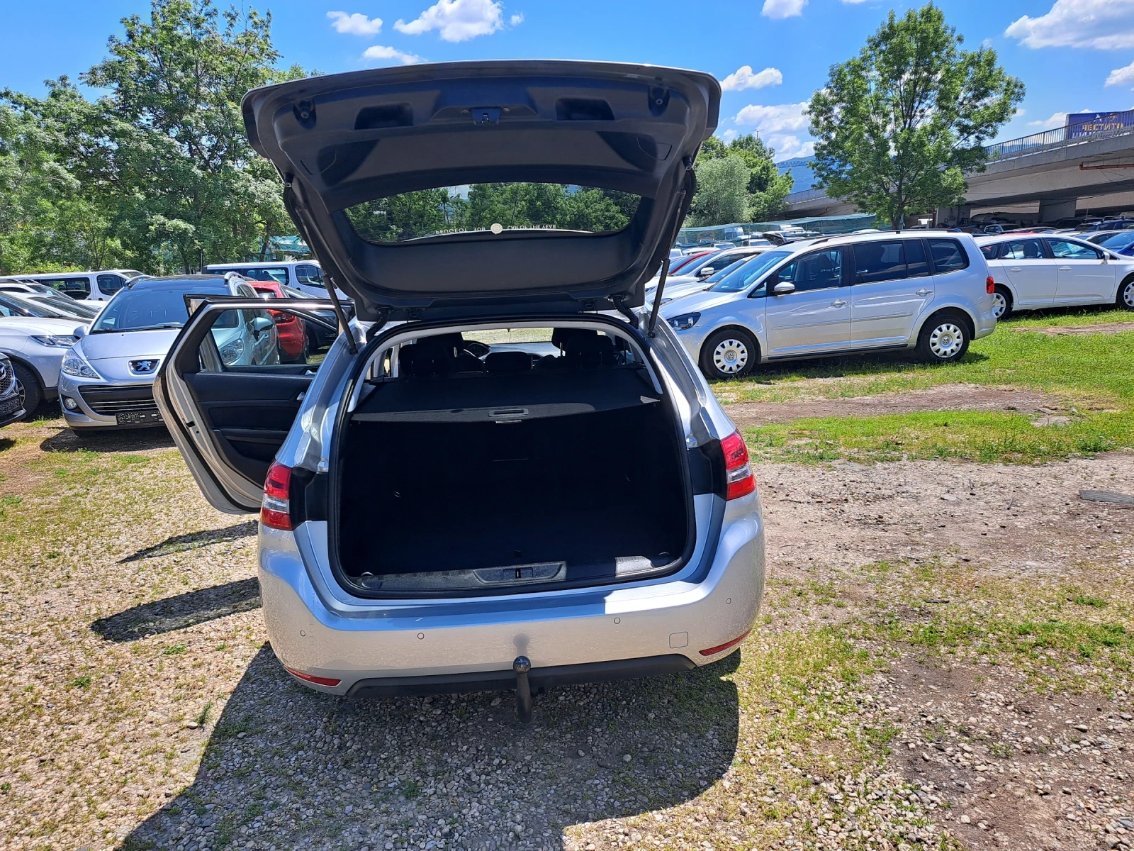 Peugeot 308 1.6HDI SW Navi , снимка 16 - Автомобили и джипове - 54681923