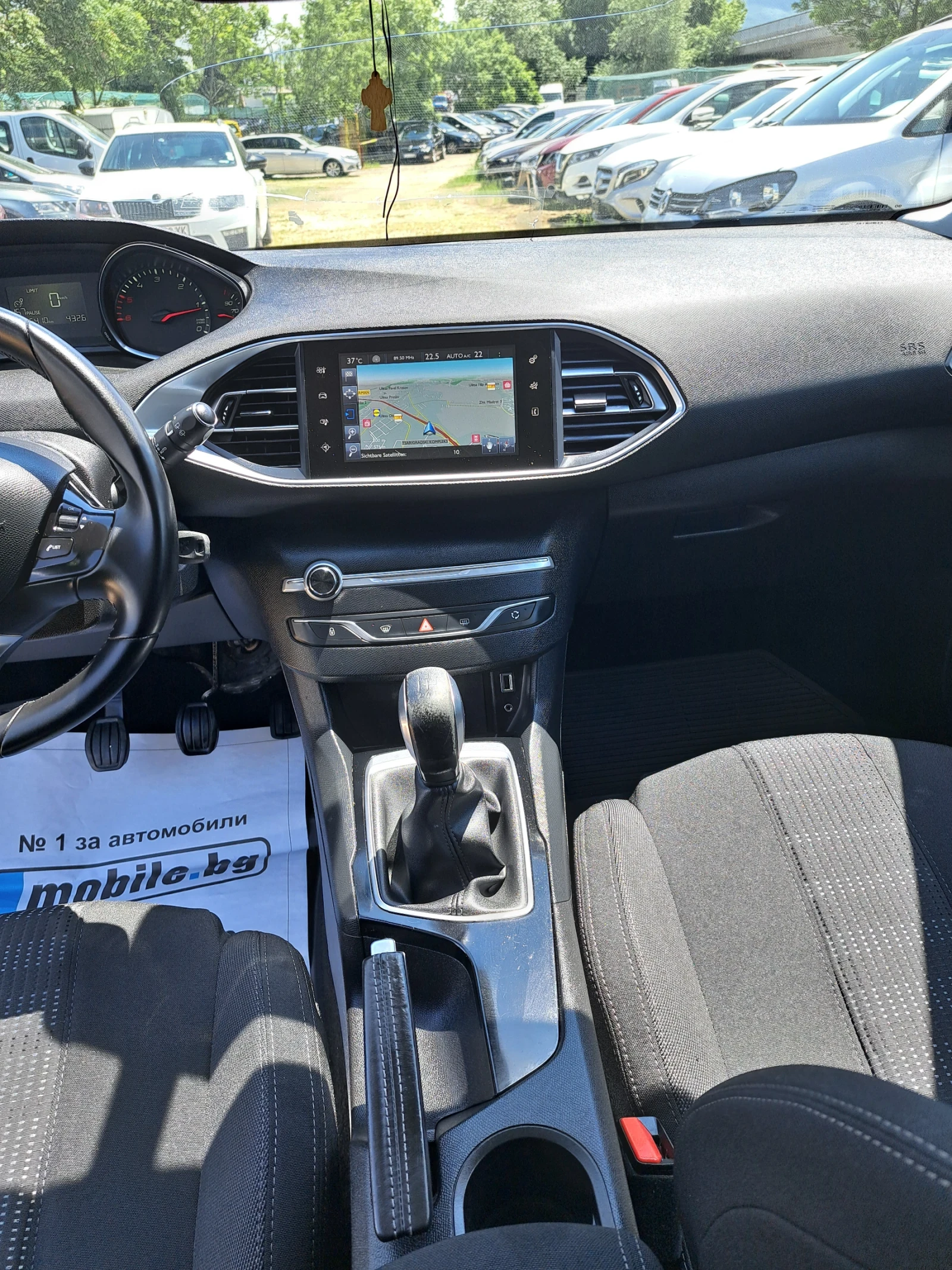 Peugeot 308 1.6HDI SW Navi , снимка 11 - Автомобили и джипове - 54681923