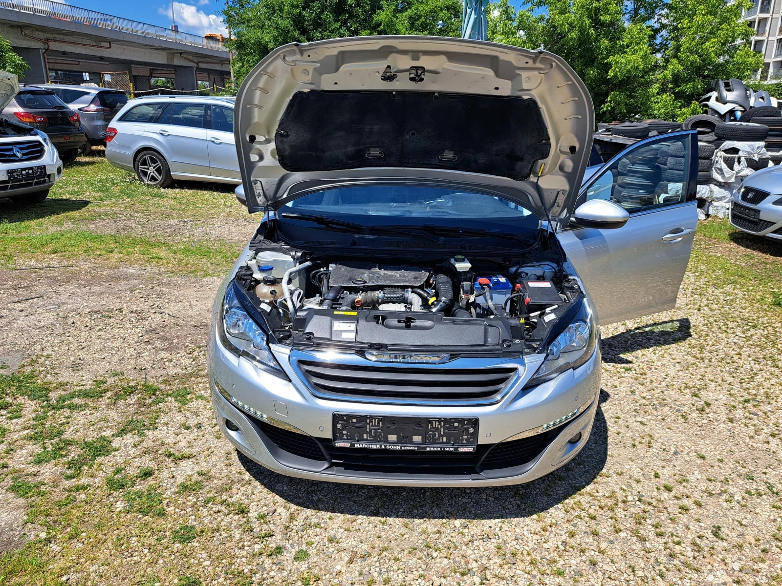 Peugeot 308 1.6HDI SW Navi , снимка 17 - Автомобили и джипове - 54681923