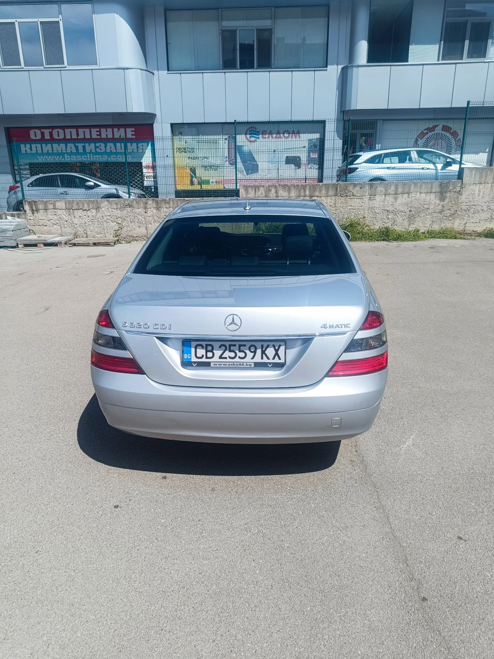 Mercedes-Benz S 320, снимка 3 - Автомобили и джипове - 54726575