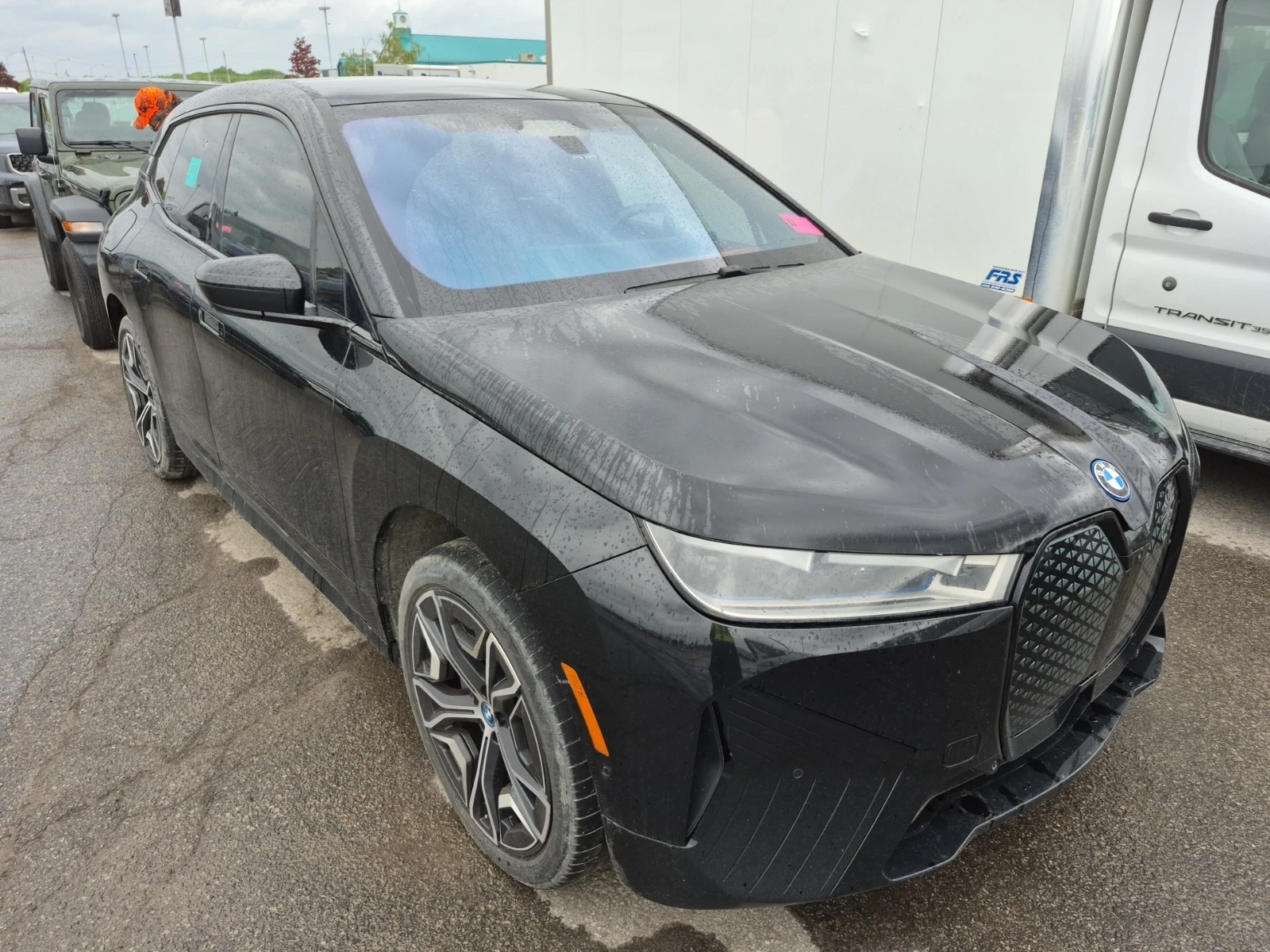 BMW iX | Кожа | Навигация | Камера | Blind Spot, снимка 2 - Автомобили и джипове - 54736198