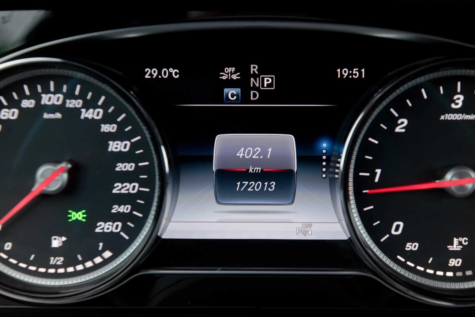 Mercedes-Benz E 220 AMG ����� | Mobile.bg � ����������� 12