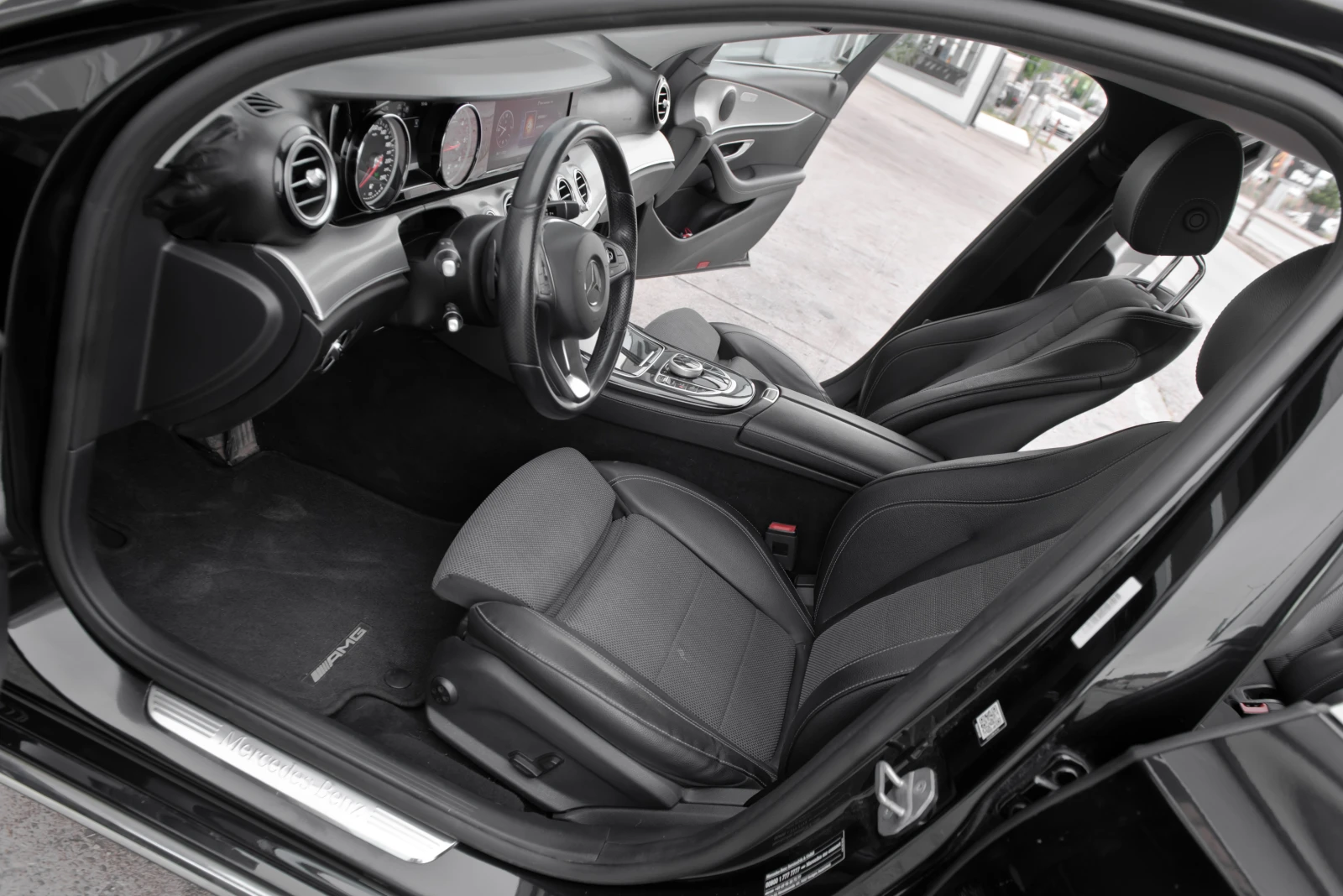 Mercedes-Benz E 220 AMG ����� | Mobile.bg � ����������� 10