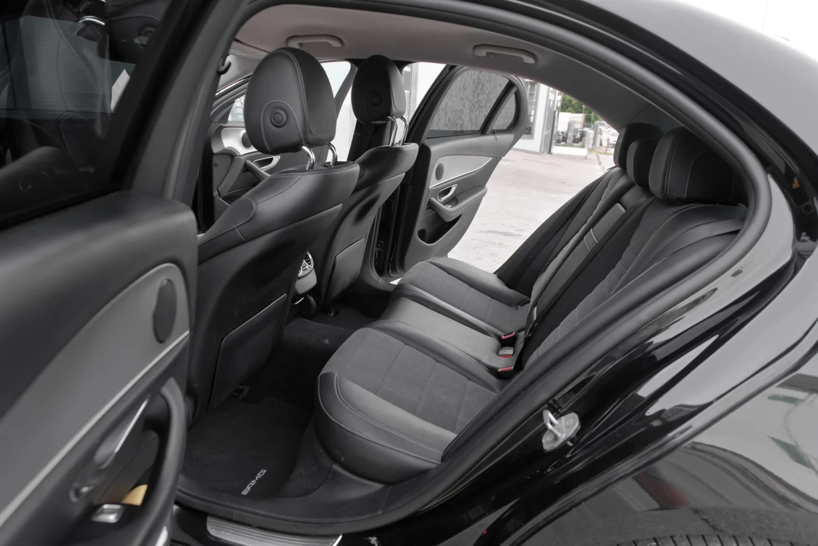 Mercedes-Benz E 220 AMG ����� | Mobile.bg � ����������� 13
