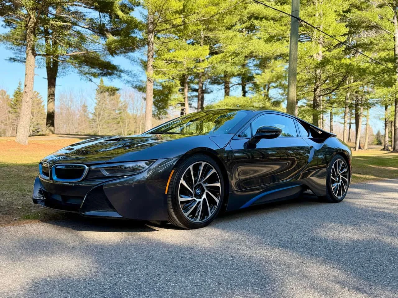 BMW i8 * 2dr Cpe * CARFAX * 360 КАМЕРА * АВТОКРЕДИТ * , снимка 2 - Автомобили и джипове - 54912919