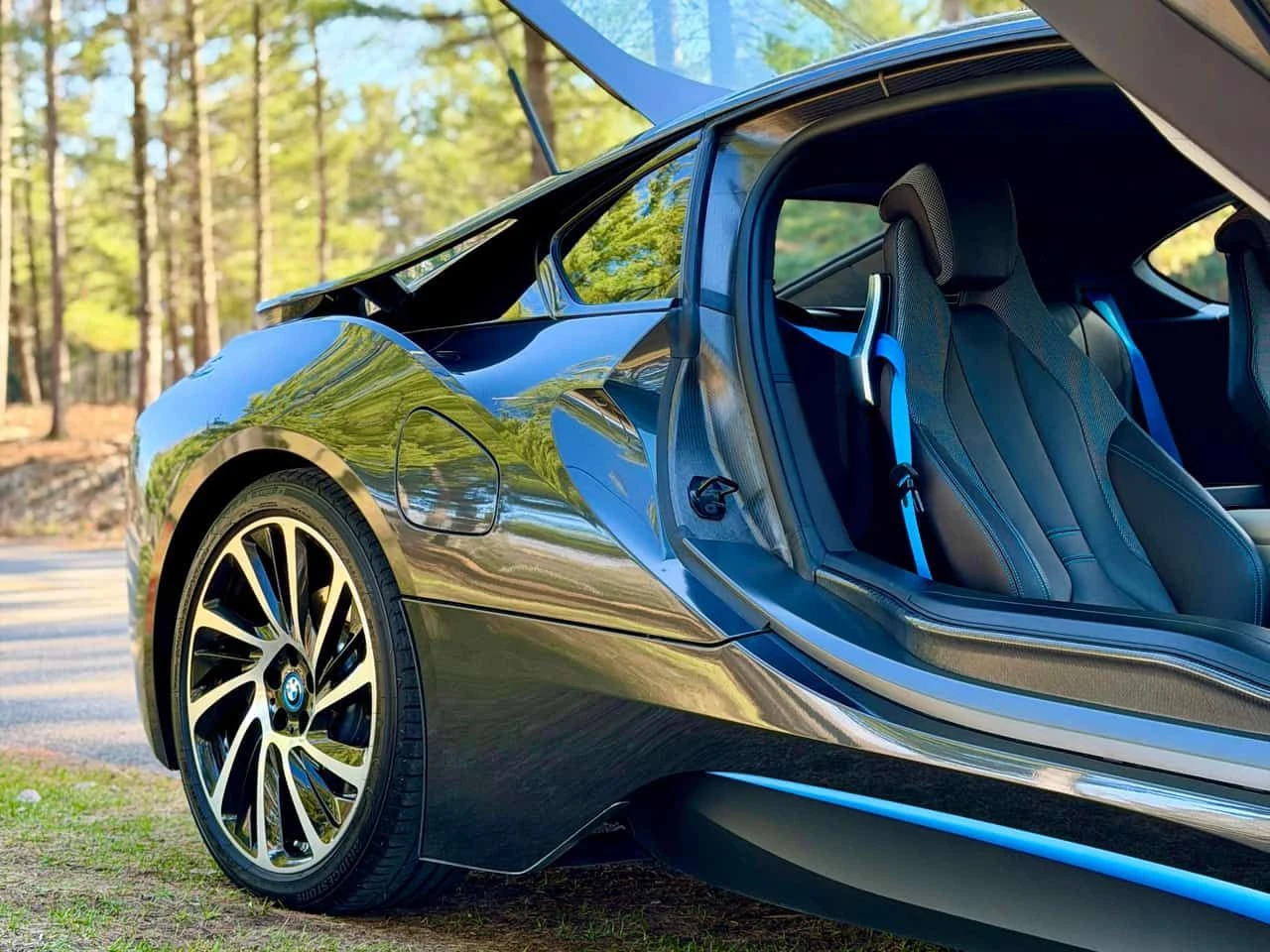 BMW i8 * 2dr Cpe * CARFAX * 360 КАМЕРА * АВТОКРЕДИТ * , снимка 9 - Автомобили и джипове - 54912919