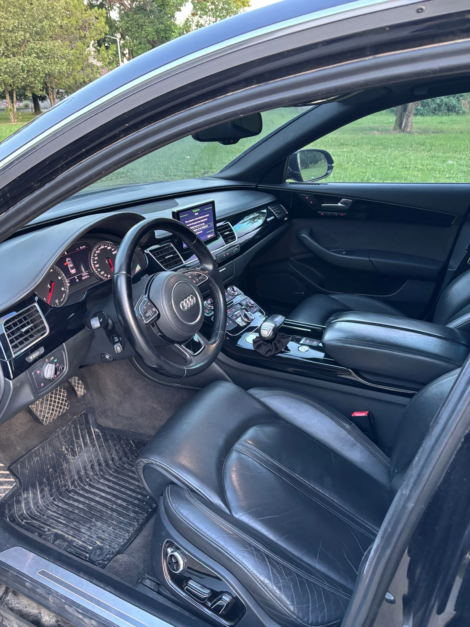 Audi A8 3.0TDI , снимка 10 - Автомобили и джипове - 54982500