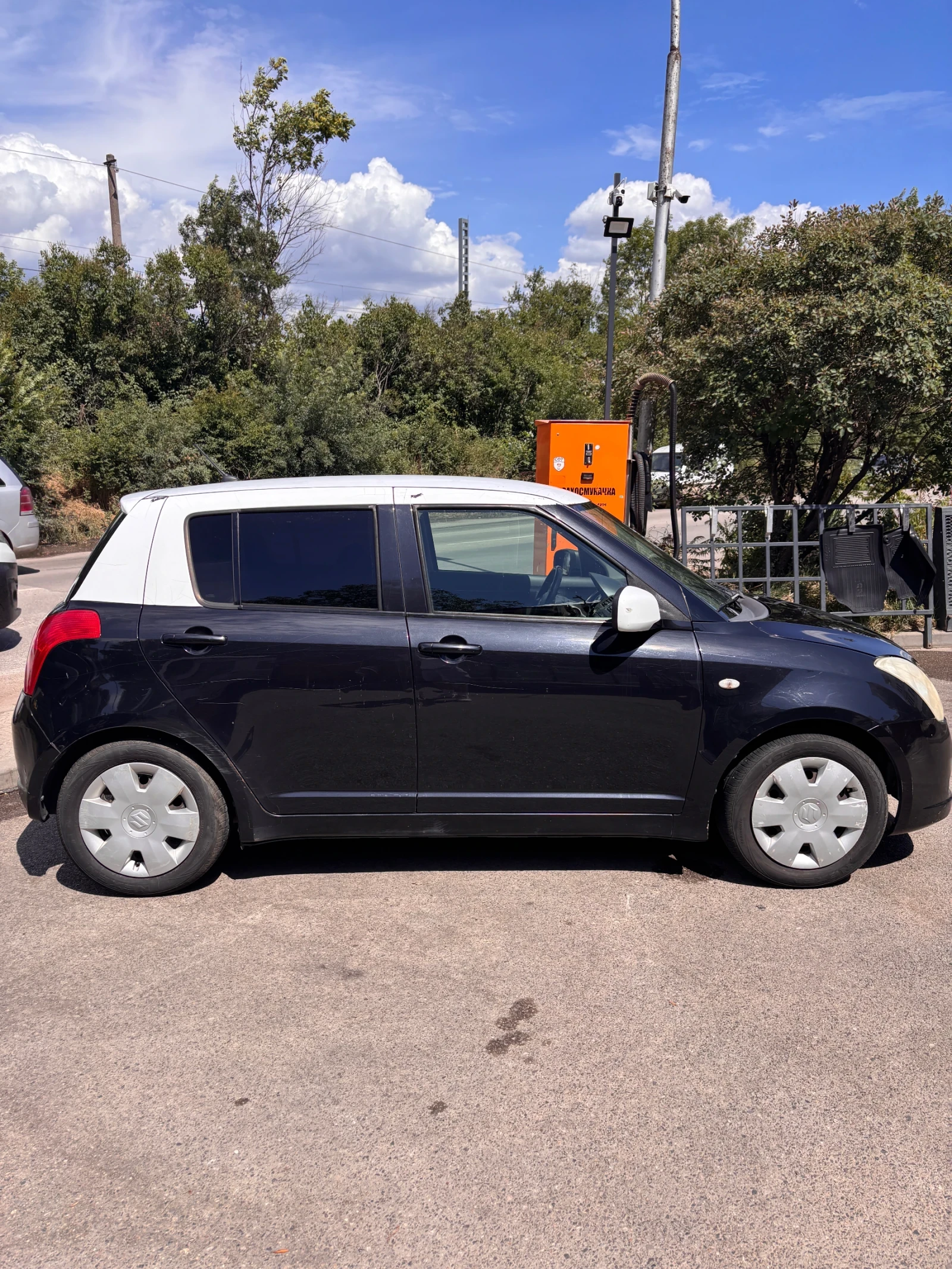 Suzuki Swift, снимка 2 - Автомобили и джипове - 55240887