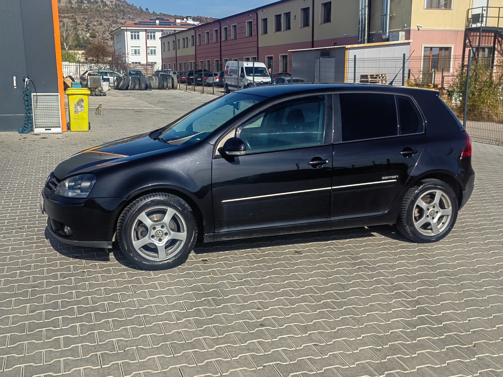 VW Golf, снимка 2 - Автомобили и джипове - 56578236