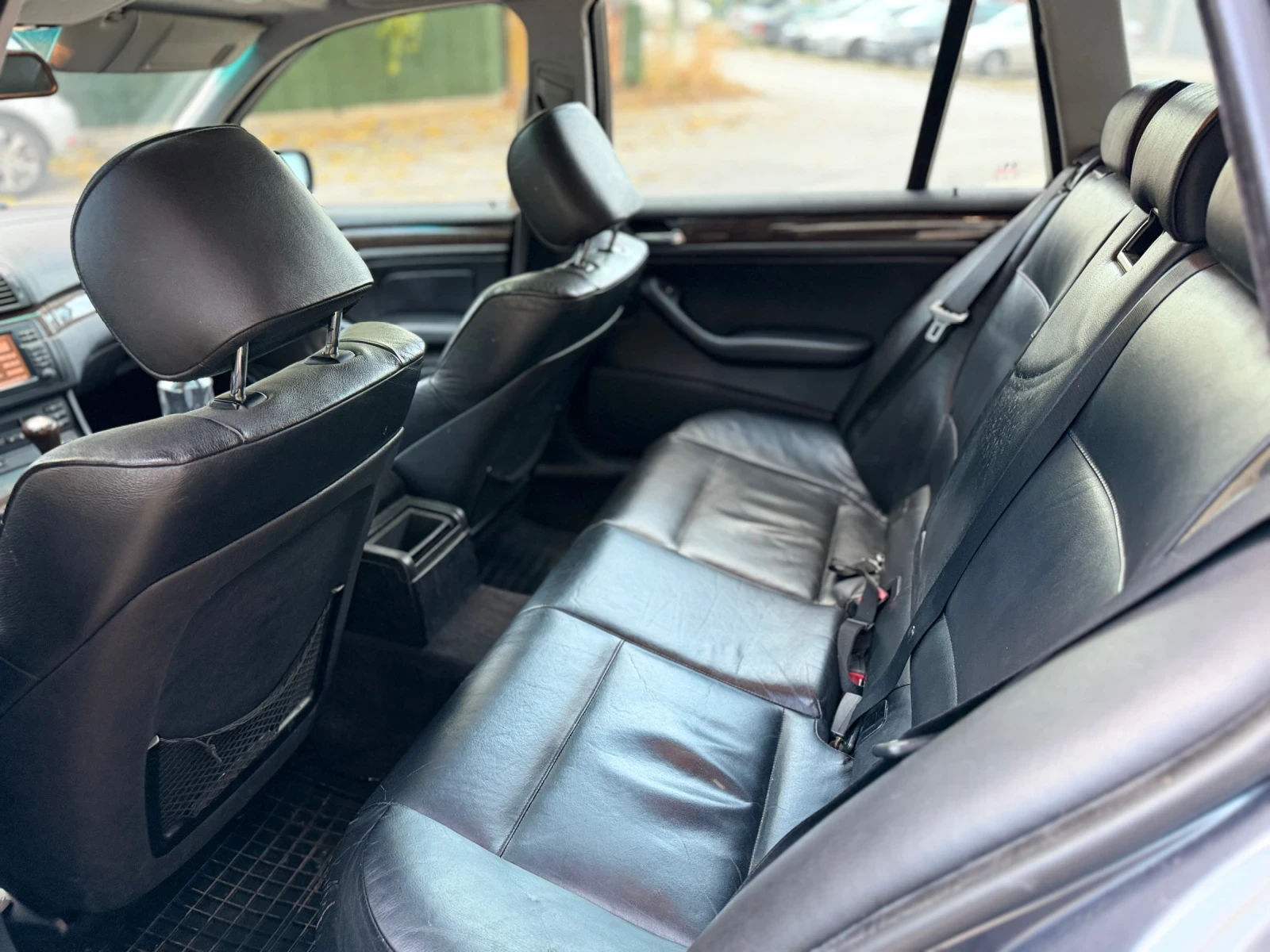 BMW 320, снимка 7 - Автомобили и джипове - 56602127