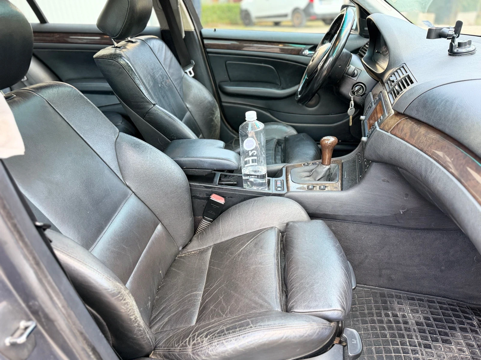 BMW 320, снимка 5 - Автомобили и джипове - 56602127
