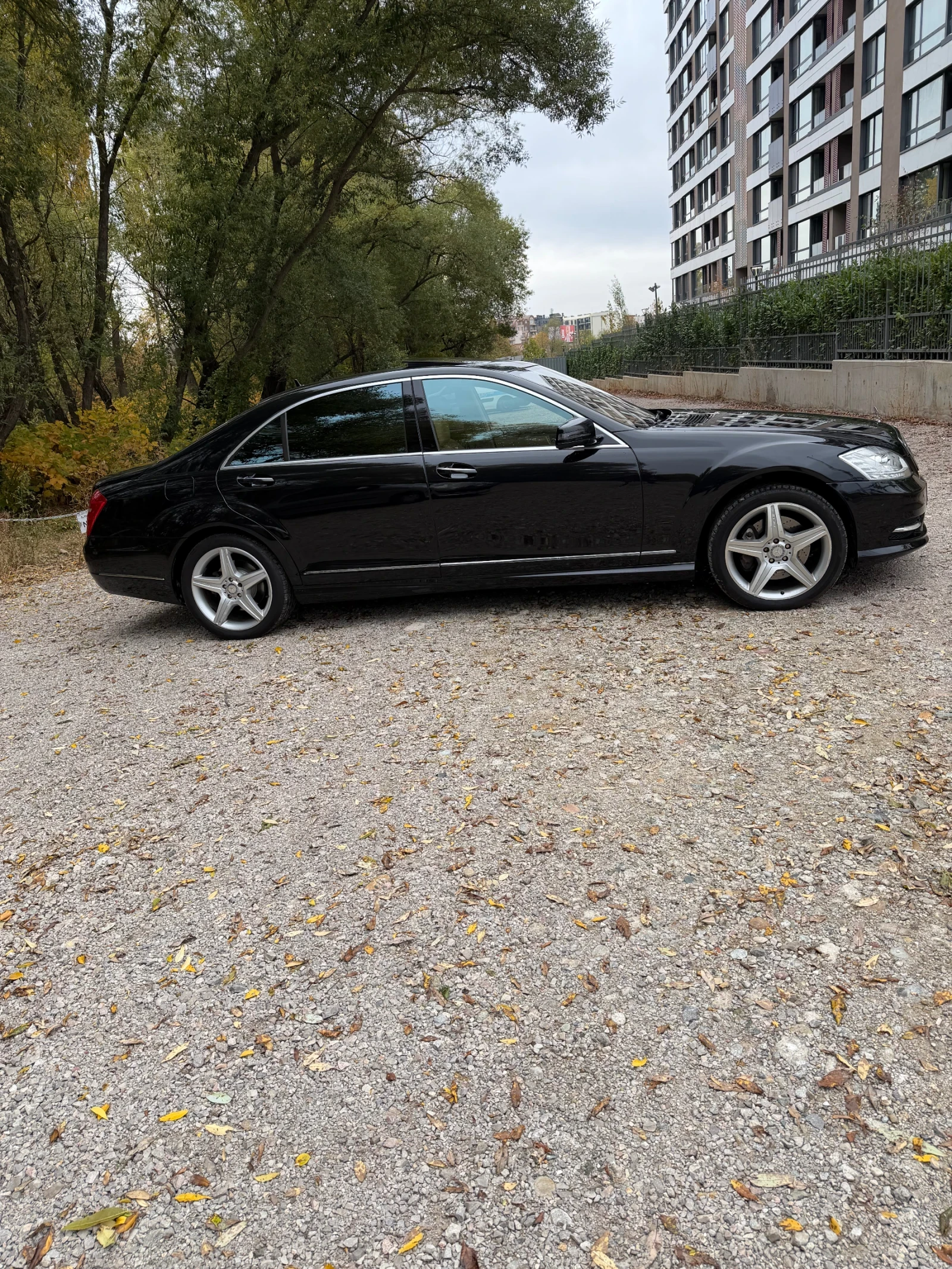 Mercedes-Benz S 500 4 MATIC FACELIFT, снимка 4 - Автомобили и джипове - 56724963