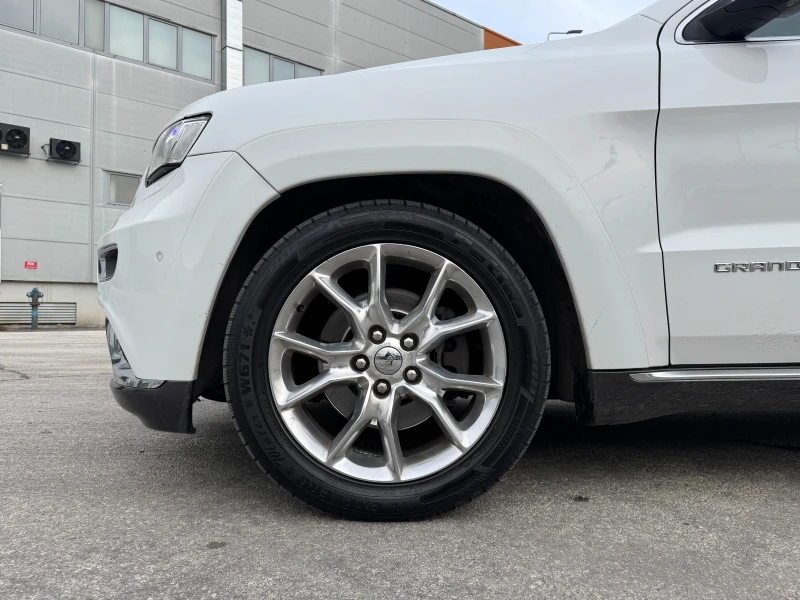 Jeep Grand cherokee SUMMIT* Всички екстри* Сервизна Книжка! , снимка 7 - Автомобили и джипове - 49301630