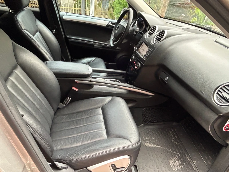 Mercedes-Benz ML 320 3.2CDI 224K, снимка 11 - Автомобили и джипове - 51083594