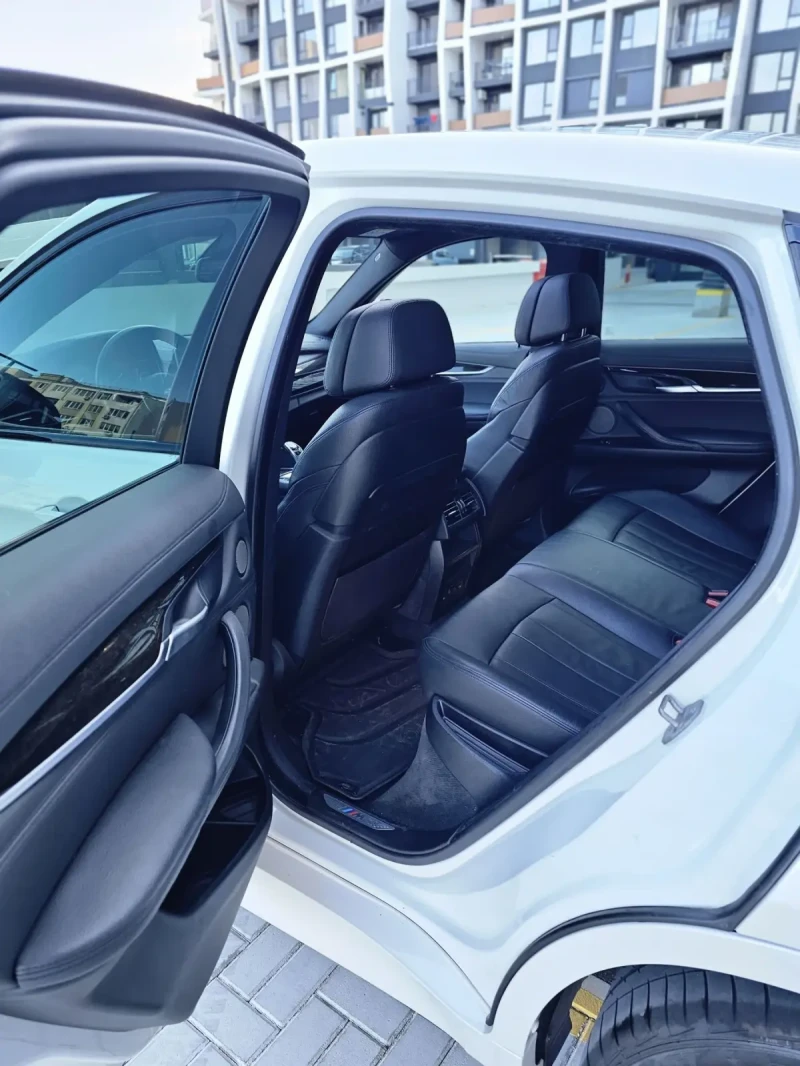 BMW X6 M50D, снимка 7 - Автомобили и джипове - 52460574