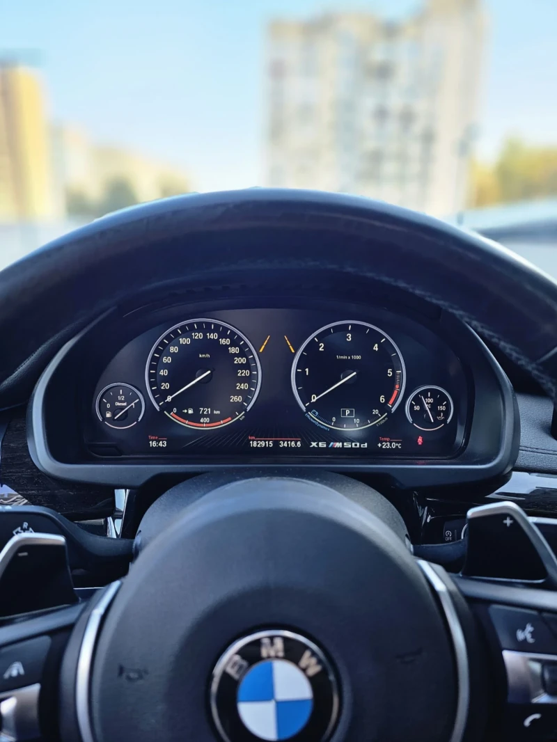 BMW X6 M50D, снимка 12 - Автомобили и джипове - 52460574