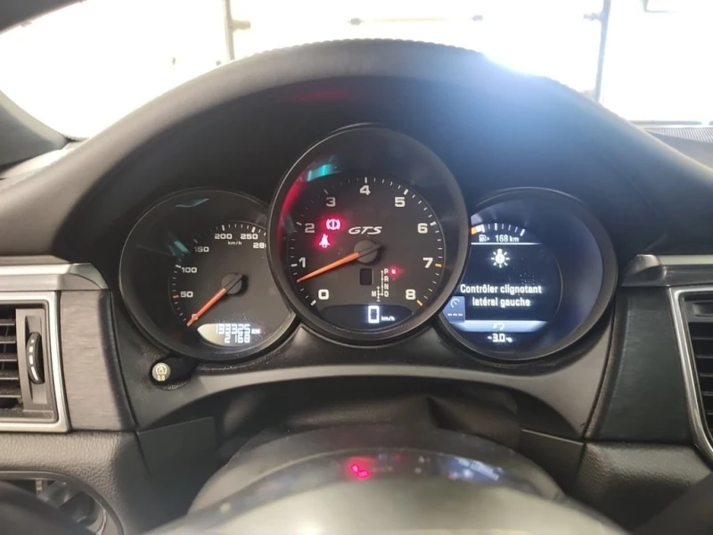 Porsche Macan * GTS * CARFAX * БЕЗ ПЪРВОНАЧАЛНА ВНОСКА, снимка 10 - Автомобили и джипове - 53101759